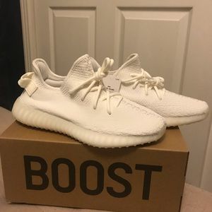 Yeezy Boost 350 V2 Triple White